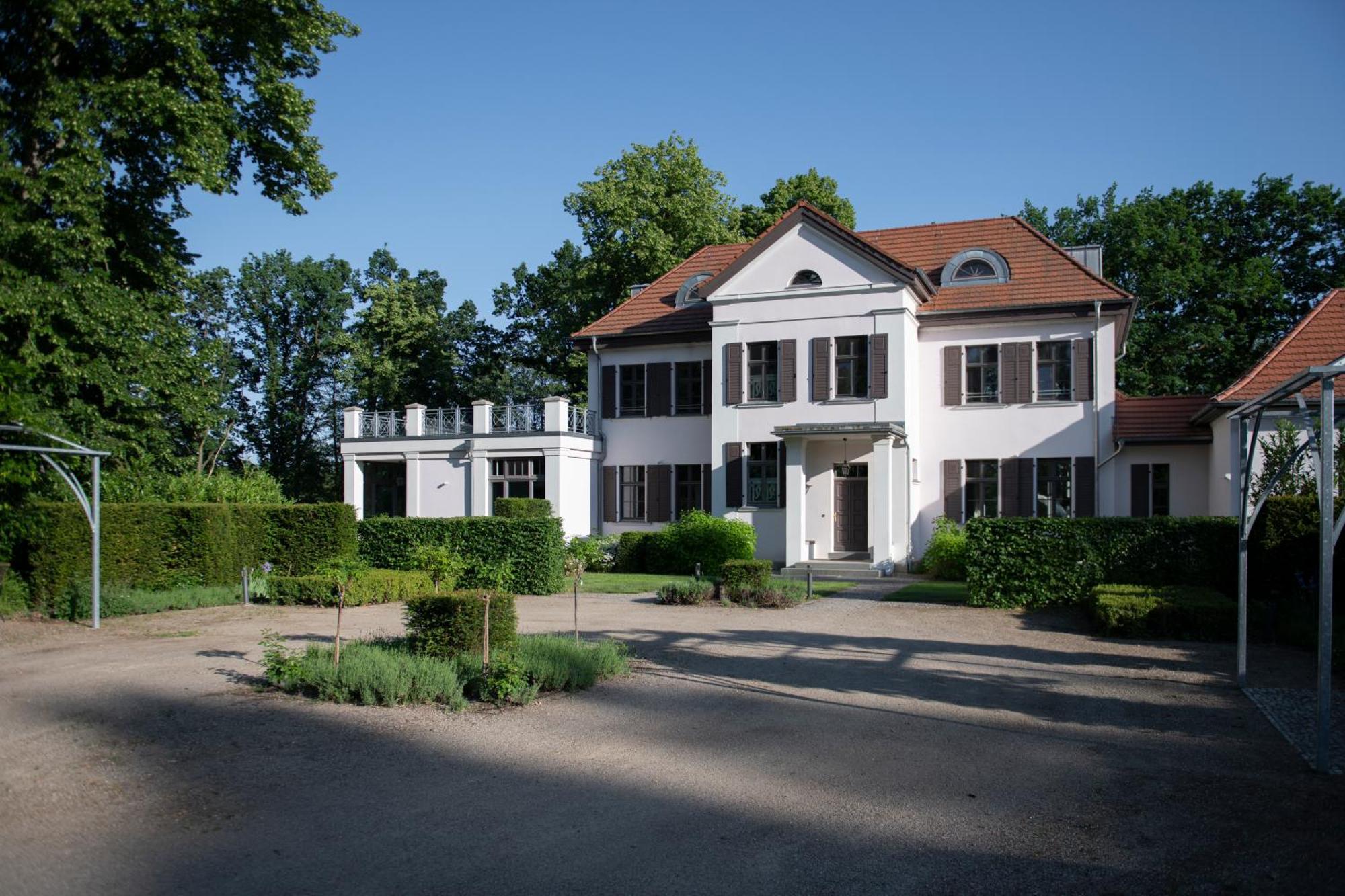 Herrenhaus Roeddelin 템플린 외부 사진